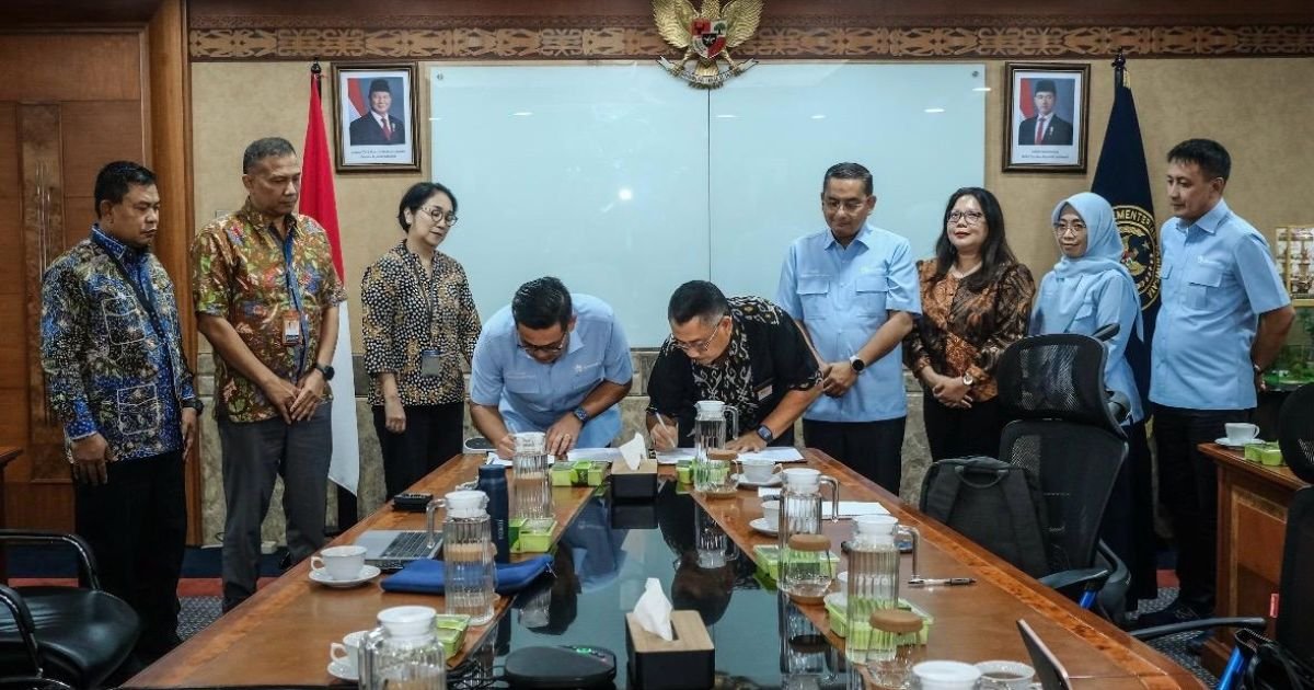 Kemenpar Kemenkop Kolaborasi Percepat Kopdes Merah Putih Desa Wisata