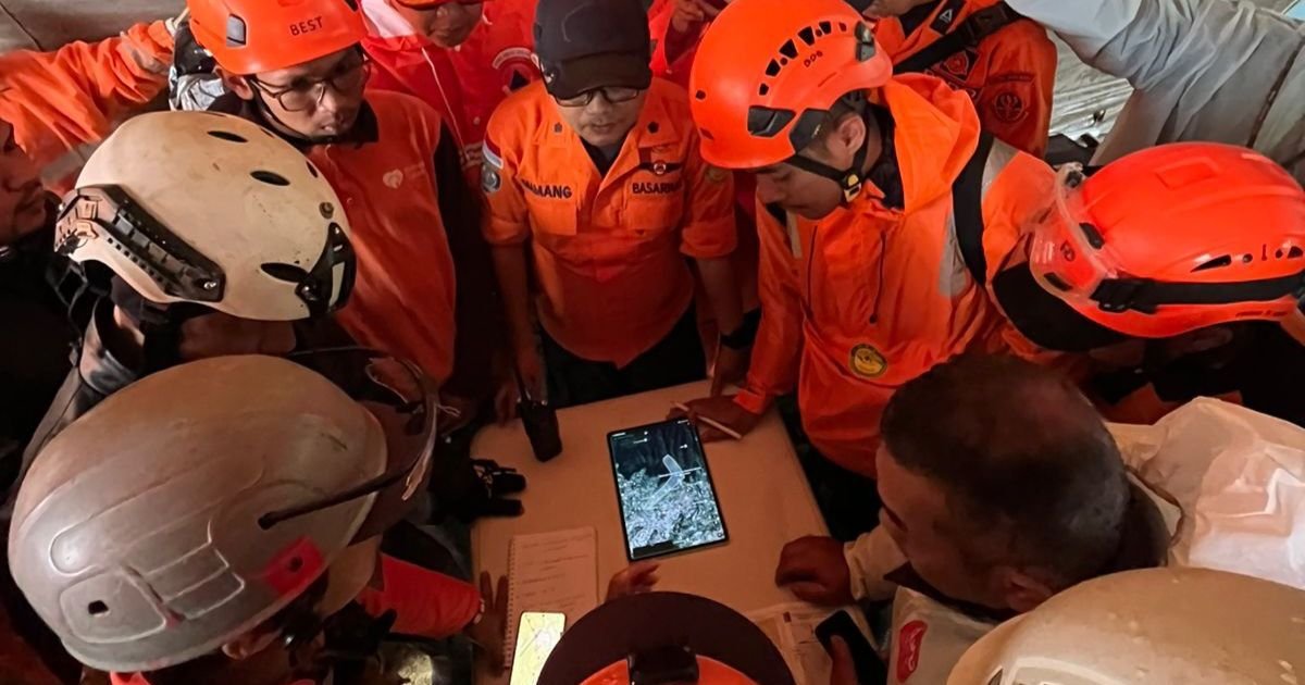 82 Warga Masih Hilang, Tim SAR Terus Lakukan Pencarian Pasca Longsor di Pasirlangu Bandung Barat