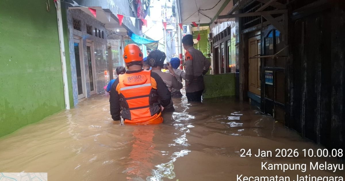 BNPB: Lebih dari 1.600 Warga Jakarta Mengungsi, Bantuan Dasar Terdistribusi dengan Baik