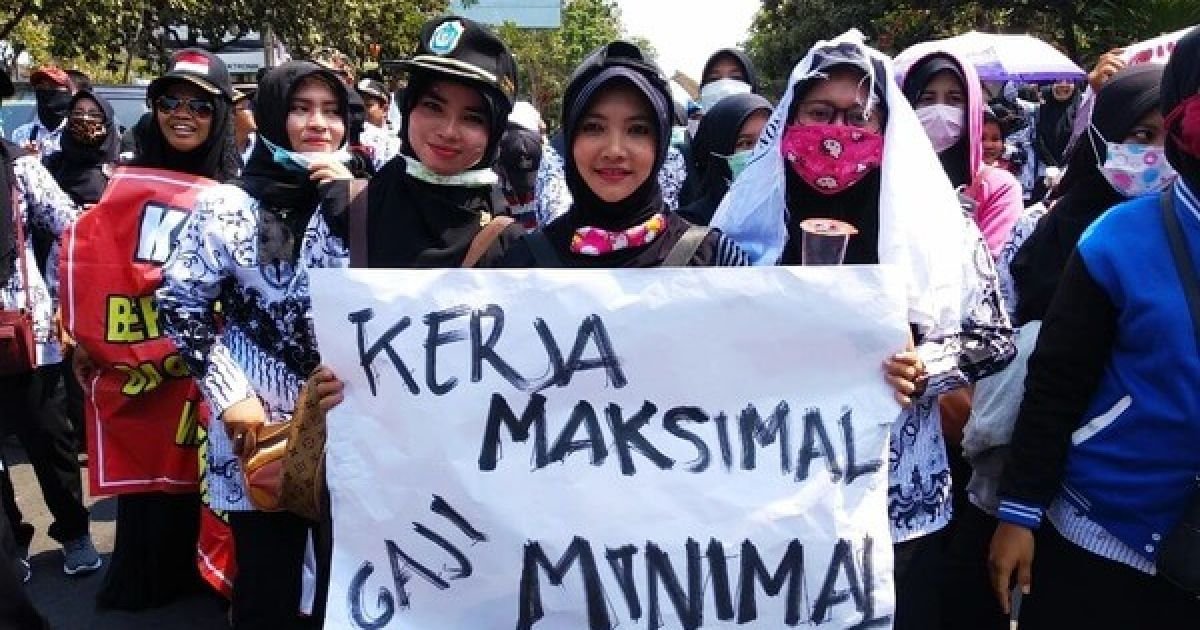 Guru Honorer Disuruh Ikhlas, Pegawai Baru Didahulukan: Keadilan Sosial yang Timpang