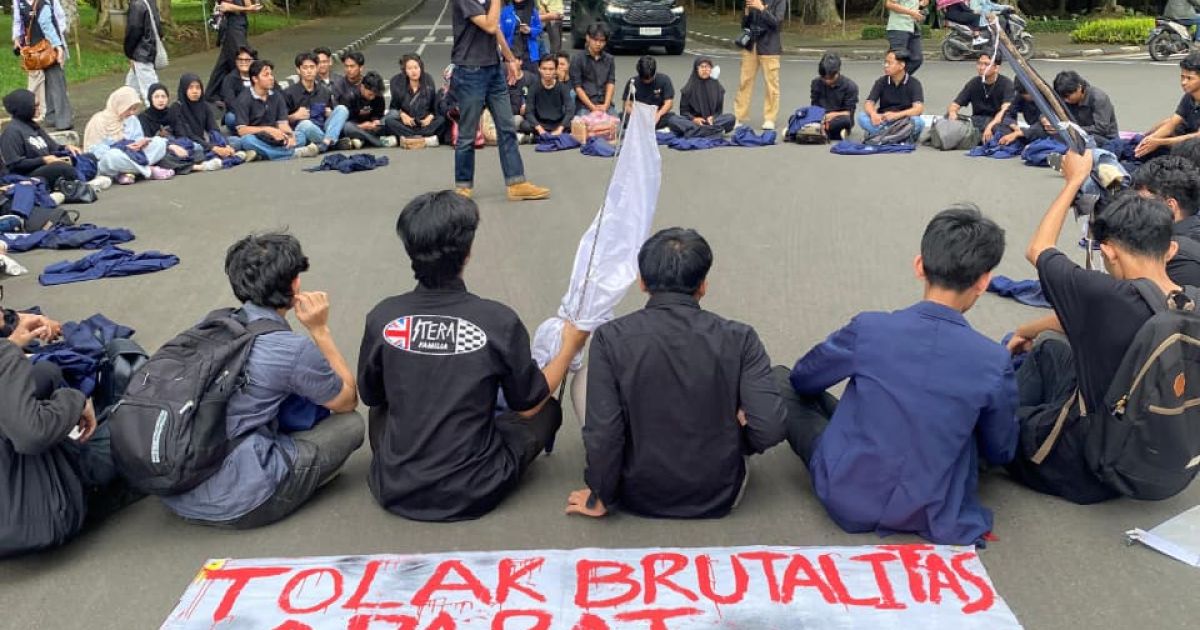 Mahasiswa IPB Gelar Aksi Simbolik, Desak Reformasi Polri
