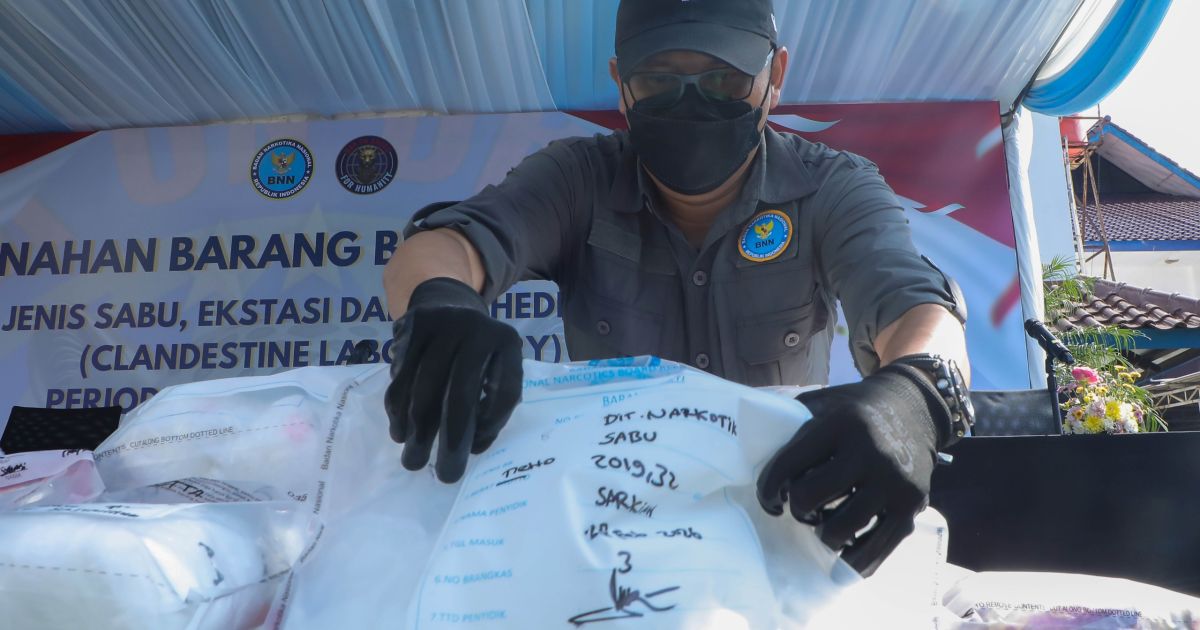 Perangi Narkoba: BNN Ungkap 9 Kasus Besar, 13 Tersangka Diamankan