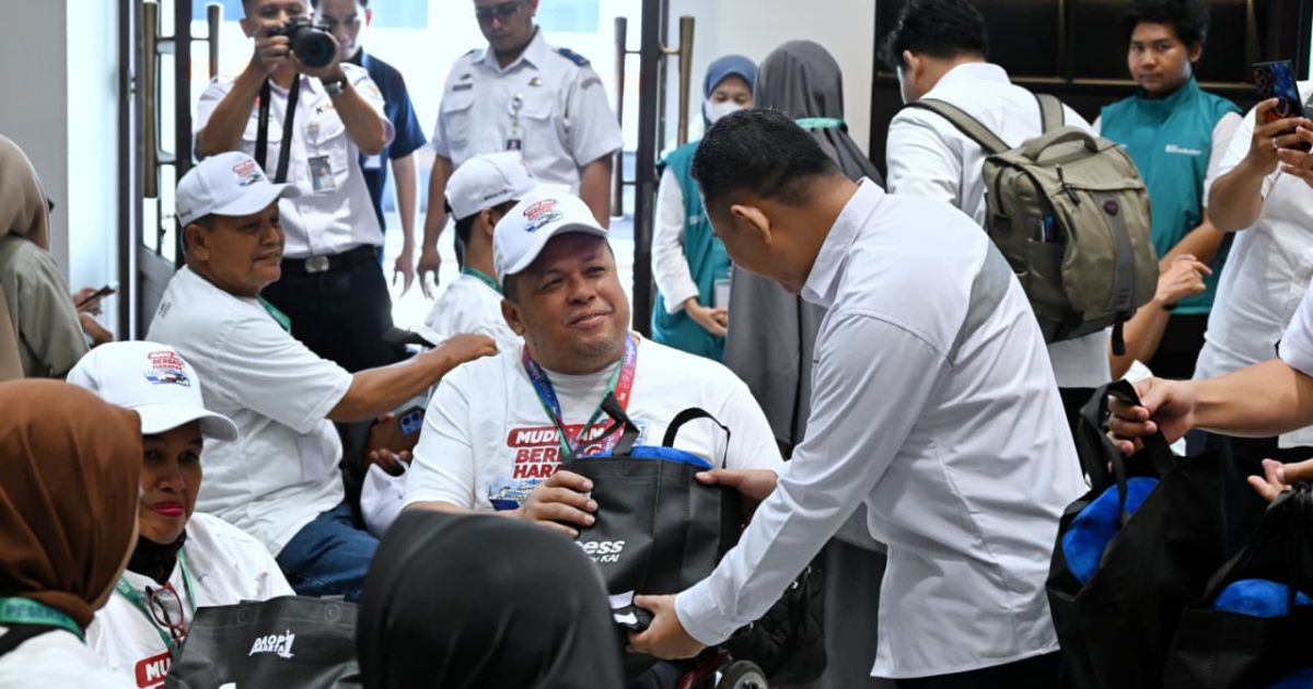 Kemenhub Pastikan Mudik Inklusif, 303 Pemudik Difabel dan Anak-anak Diberangkatkan dengan Kereta Api, Kamis (19/3/2026).