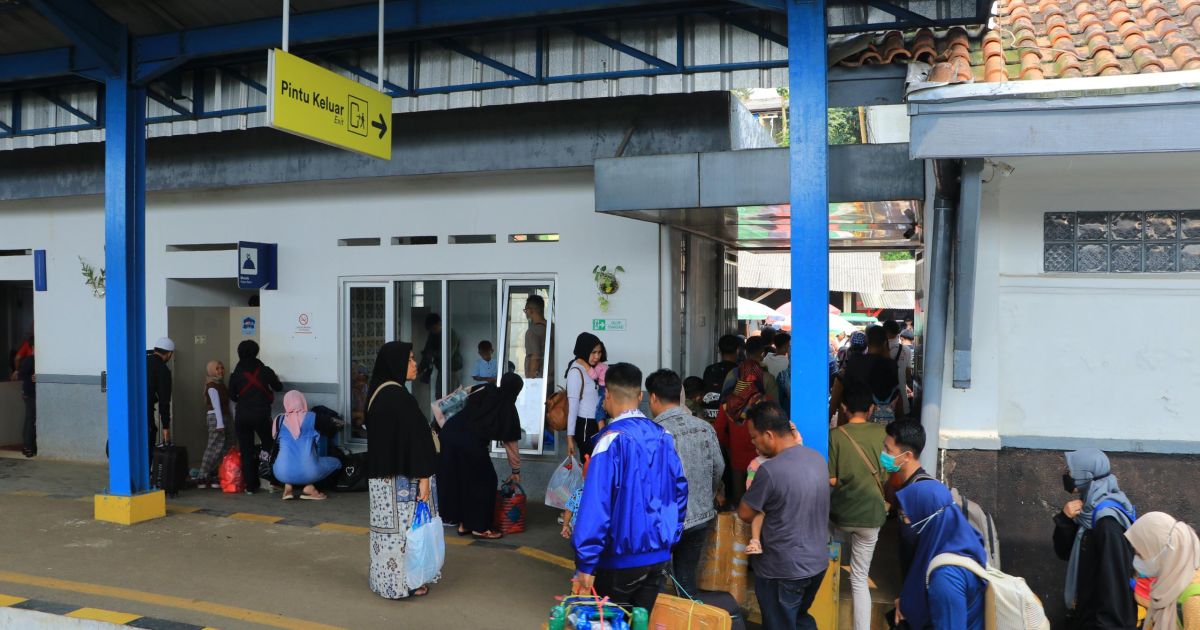 457 Ribu Penumpang Pilih KA Siliwangi, Transportasi Murah Meriah yang Dekat di Hati