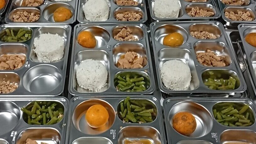 Respon Insiden Keracunan Massal, ICW Desak Pemerintah Evaluasi Total Program MBG