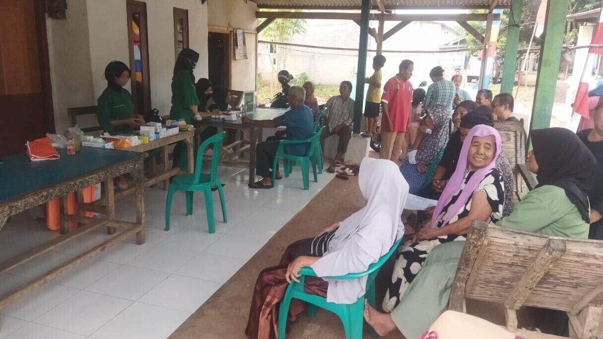 Momen Kemerdekaan, Klinik Pratama Anggi Gelar Baksos untuk Warga Klapanunggal Bogor