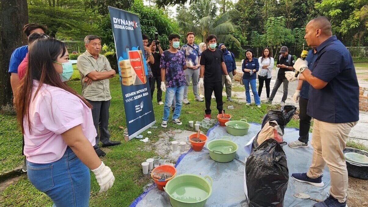 Dihadapan Mitra Wirausaha Bangunan, SBI Perkenalkan Operasi dan Proses Produksi Semen Ramah Lingkungan 