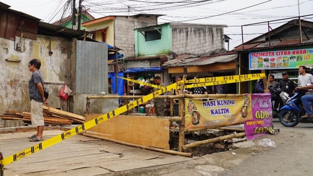 17 Bangunan Liar di Area Pasar Ciluar Bogor Ditertibkan
