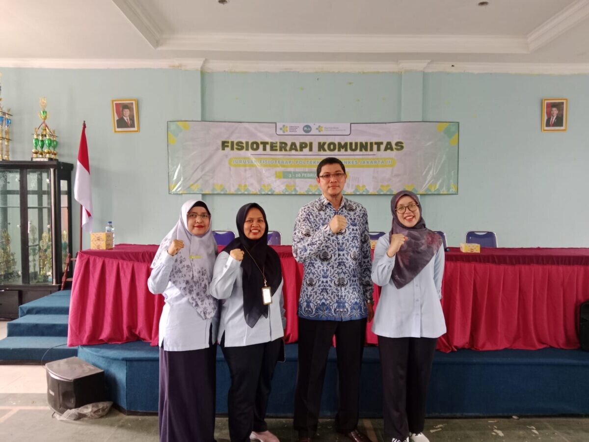 Mahasiswa Poltekkes Kemenkes Jakarta III Implementasi Program Fisioterapi di Bogor