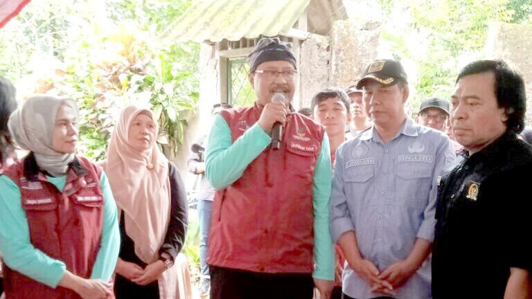 Aksi Peduli Lingkungan, Mensos dan Anggota DPD Komeng Berkunjung ke Bogor