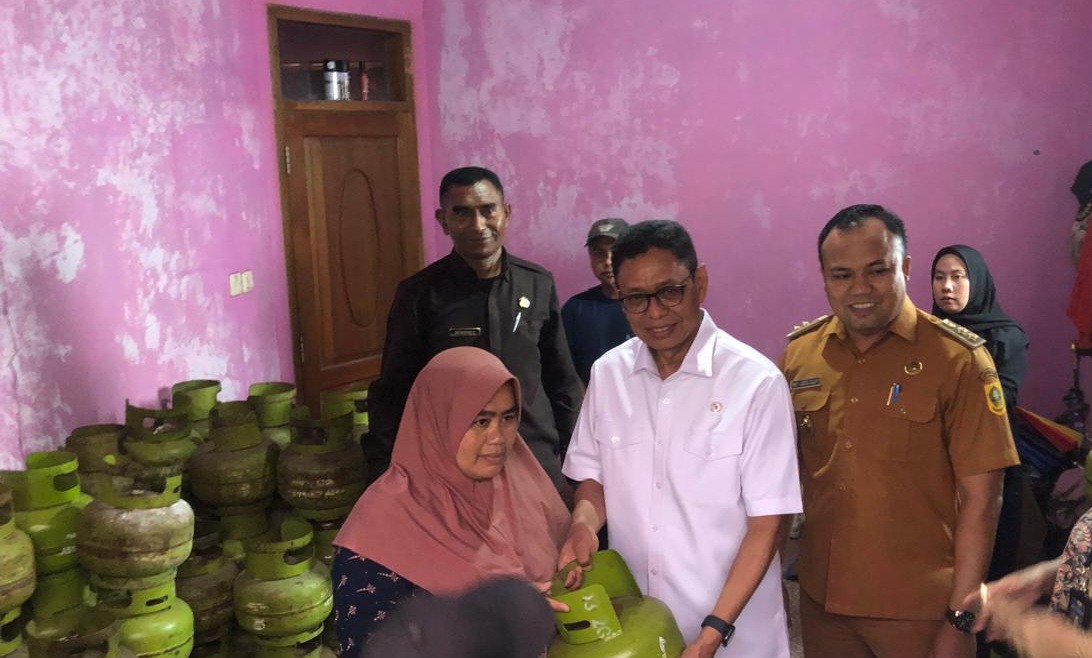 Wamen ESDM Tinjau Pemasaran Gas Subsidi Melon di Bogor, Pastikan Kebutuhan Masyarakat Terlayani Dengan Baik
