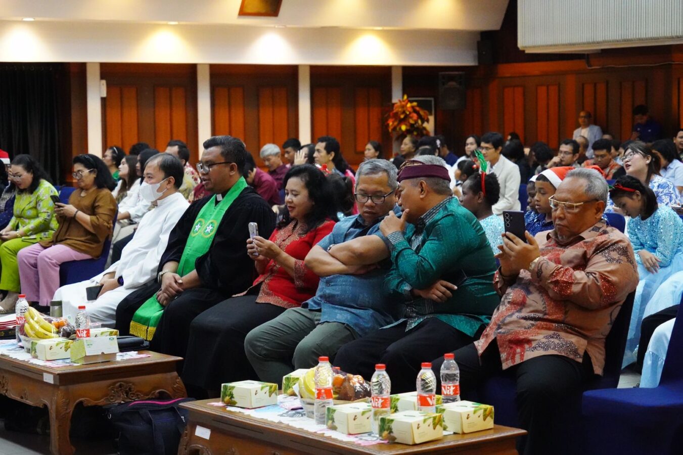 Mendukbangga Imbau Masyarakat, Medsos Jangan Jadi Pengganti Orang Tua
