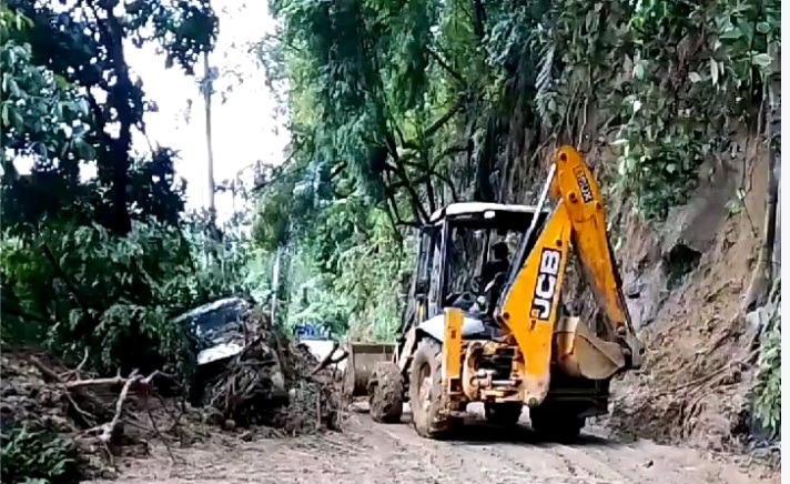 BNPB : Tiga Orang Masih dalam Pencarian Pascabanjir Bandang dan Longsor Deli Serdang