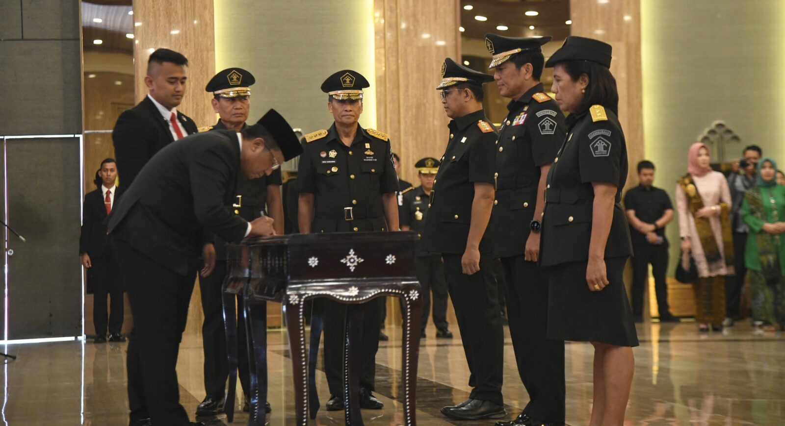 11 Pejabat Eselon 1 di Lingkup Kementerian Hukum Dilantik, Berikut Nama-namanya