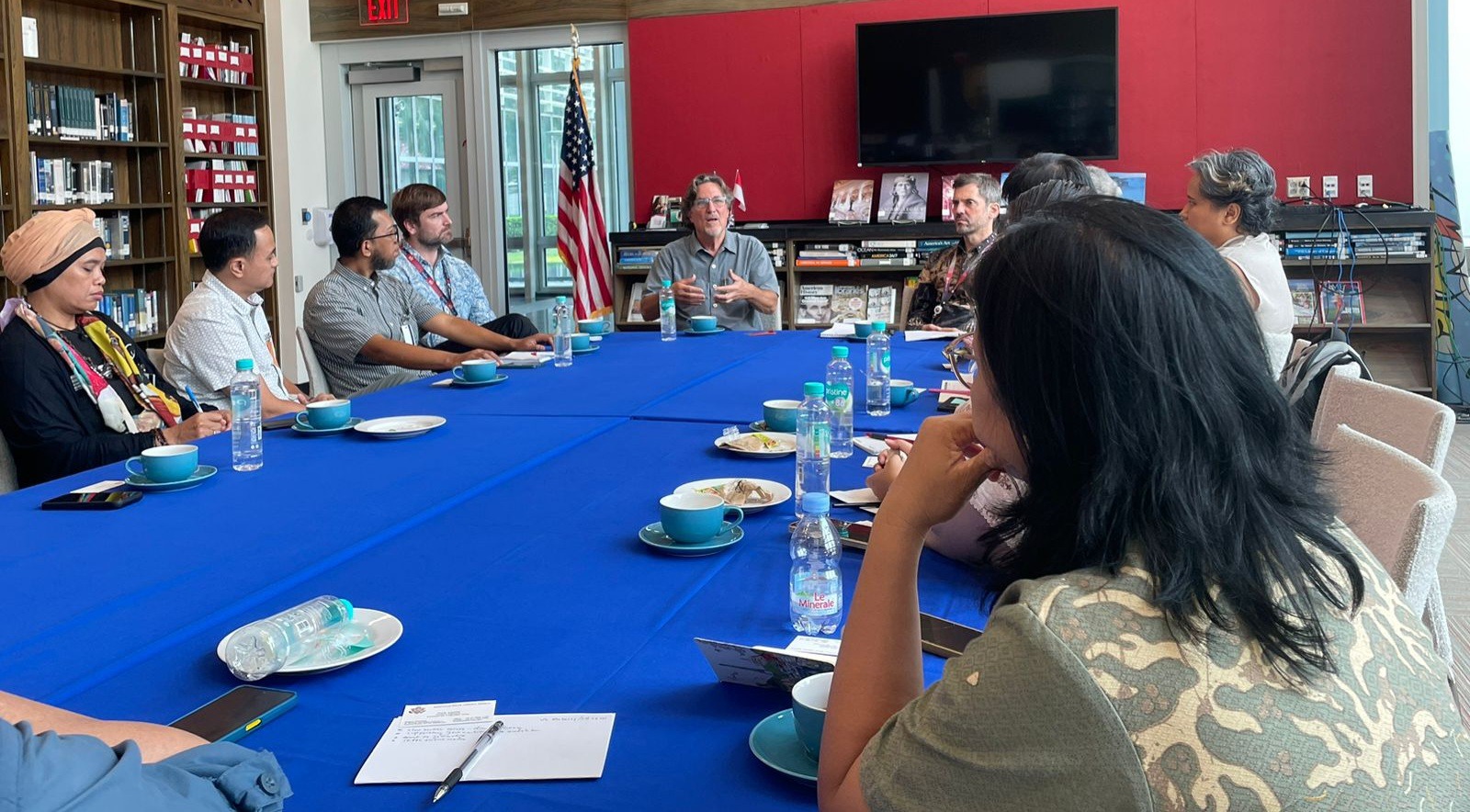 Pertemuan PP IWO dan Jurnalis Senior AS, T.Nathalia : Menambah Wawasan dan Bentuk Penguatan Sesama Profesi