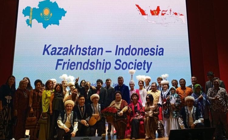 Kereeeen….IWO Tergabung Forum Masyarakat Persahabatan Kazakhstan-Indonesia