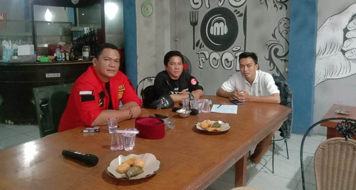 Ini Tanggapan Positif Kalangan Aktivis Usai Kehadiran Cabup Jaro Ade, di Acara Deklarasi Cabup Rudi Susmanto