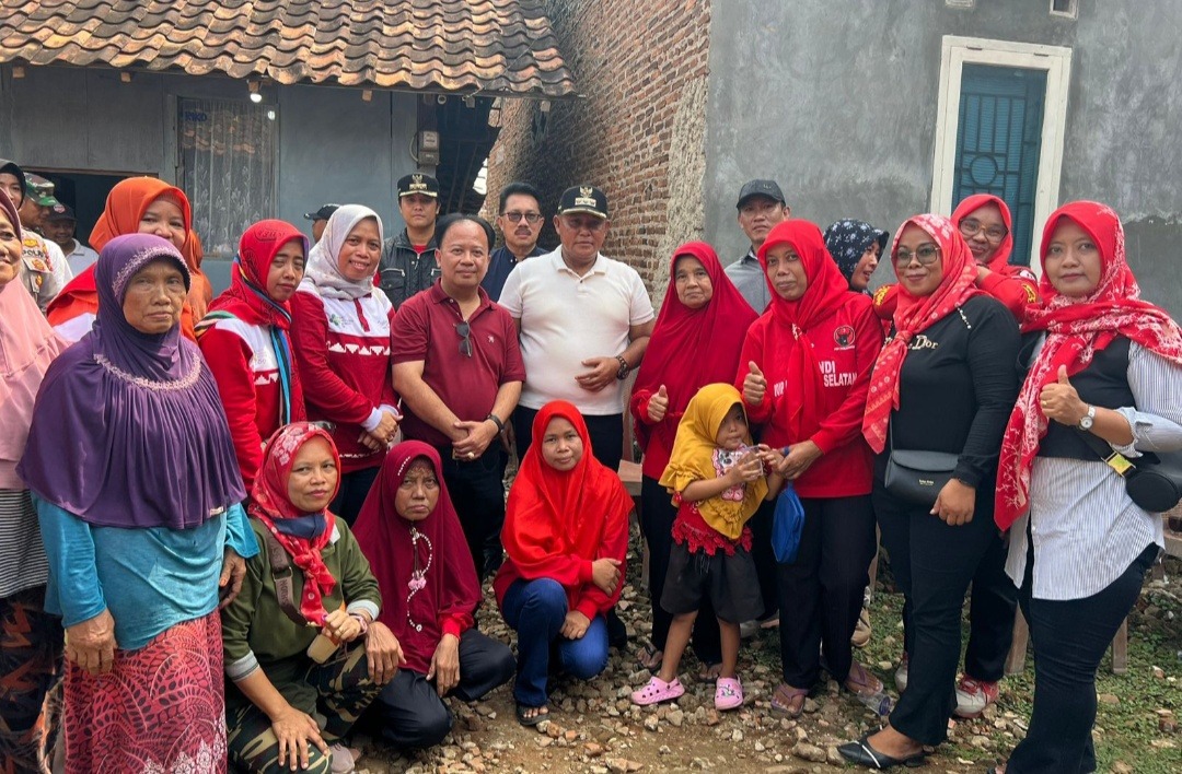 Komitmen Entaskan Kemiskinan Ekstrim, Bupati Lampung Selatan Kembali Salurkan Bantuan RTLH