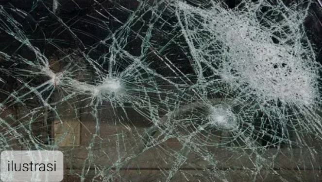 Kecelakaan Bus Pariwisata Kembali Terulang : Bus Rombongan Study Tour Siswa SD Tabrak Truk di Palembang