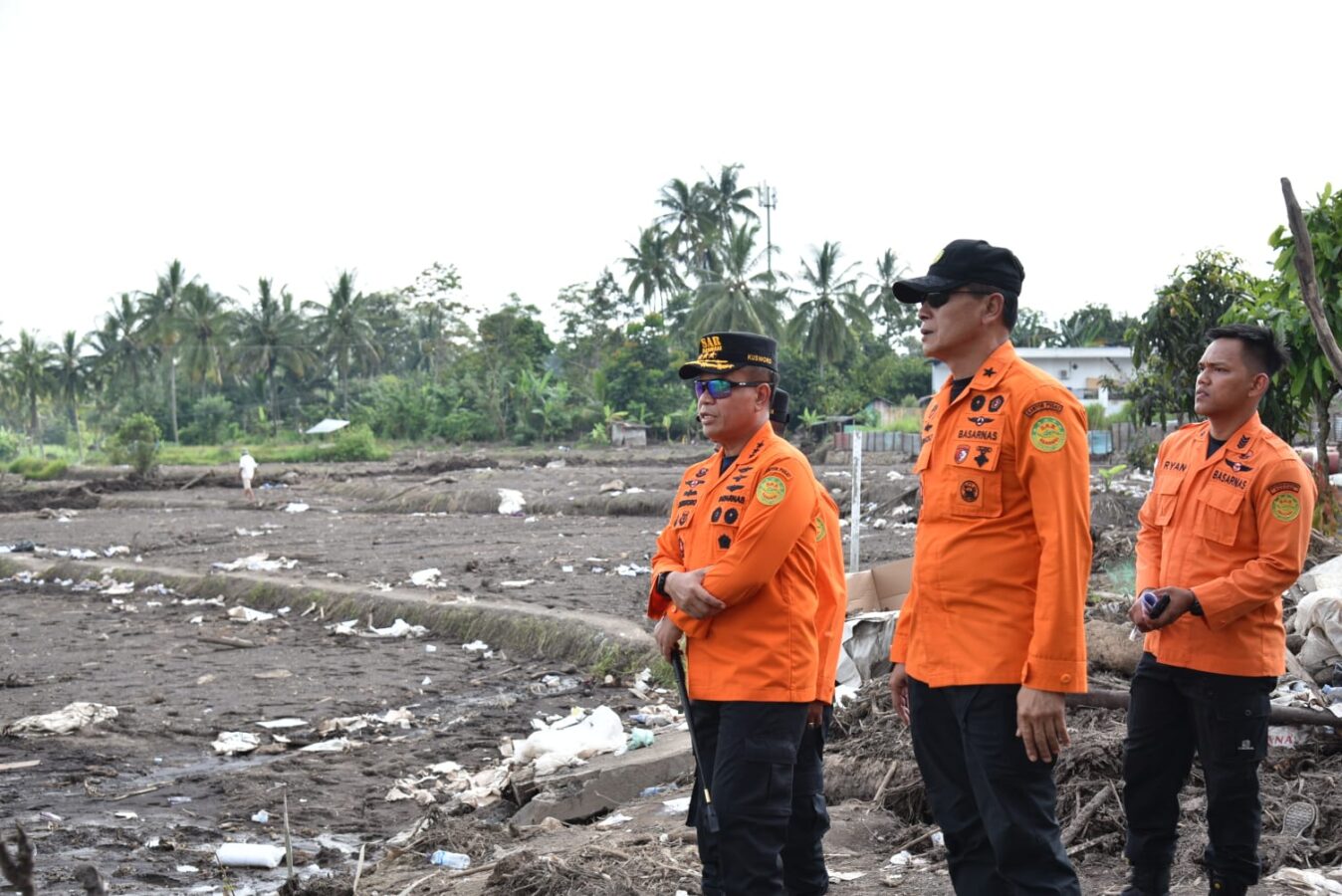 Kabasarnas Tinjau Operasi SAR Banjir Bandang dan Lahar Dingin di Kabupaten Tanah Datar