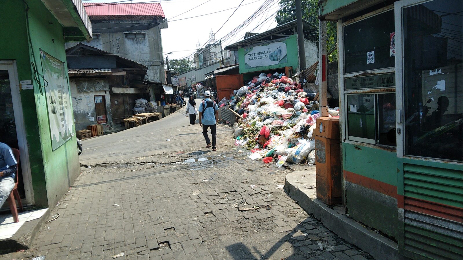 Pengelolaan Sampah Memprihatinkan, Aktivis Kritisi Kinerja Pihak Pasar Ciluar Bogor