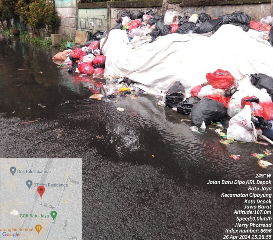 Miris, Jalan Baru Dipo Depok di Jadikan Tempat Penampungan Sampah