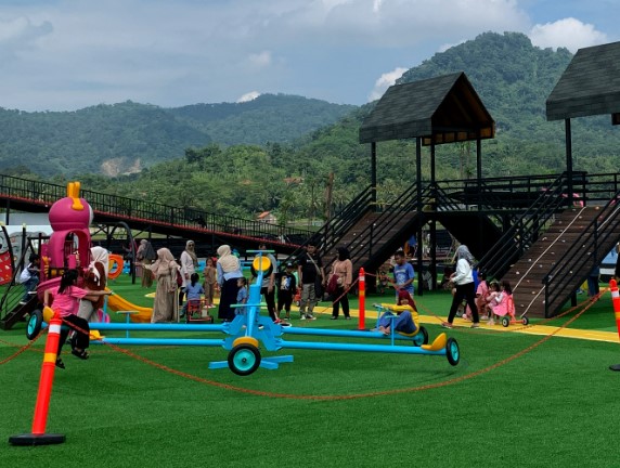 Liburan Seru Tidak Menguras Kantong, Yuk Datang ke The Nice Park Rumpin Bogor