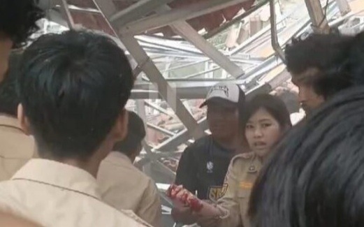 Insiden Ambruknya Atap Gedung SMAN 1 Ciampea Bogor, Aktivis : Perlu Penyelidikan 