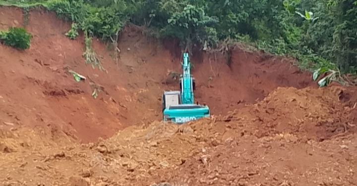 Belum Lama Disegel Aparat, Galian Tanah di Tanjungsari Bogor Beroperasi Lagi?